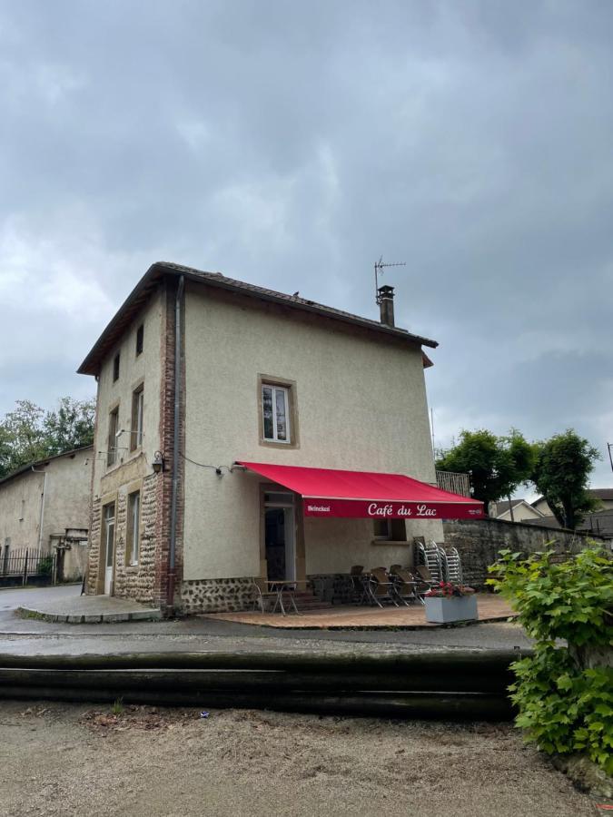 Cafe Du Lac Manthes 외부 사진